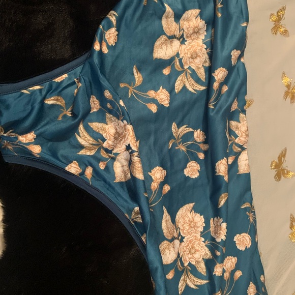 LILICHERR ONE PIECE ONE SHOULDER BATHING SUIT. - Picture 3 of 6